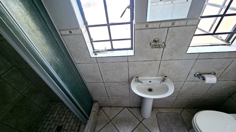 3 Bedroom Property for Sale in Safari Gardens North West